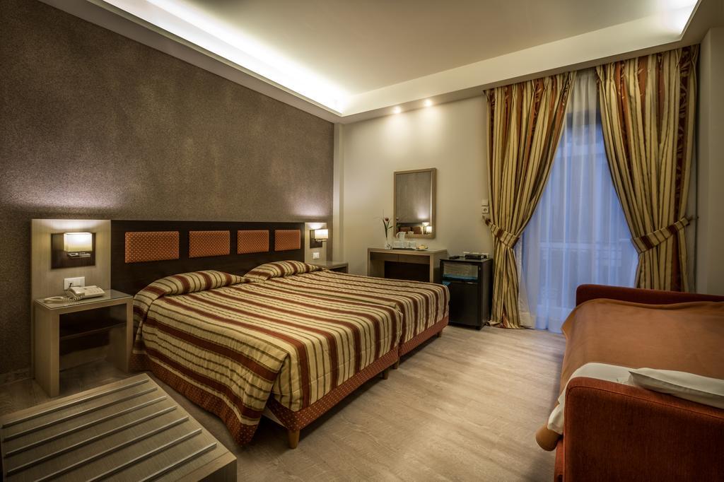 Rex Hotel Anabolu Dış mekan fotoğraf