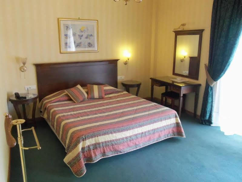 Rex Hotel Anabolu Dış mekan fotoğraf